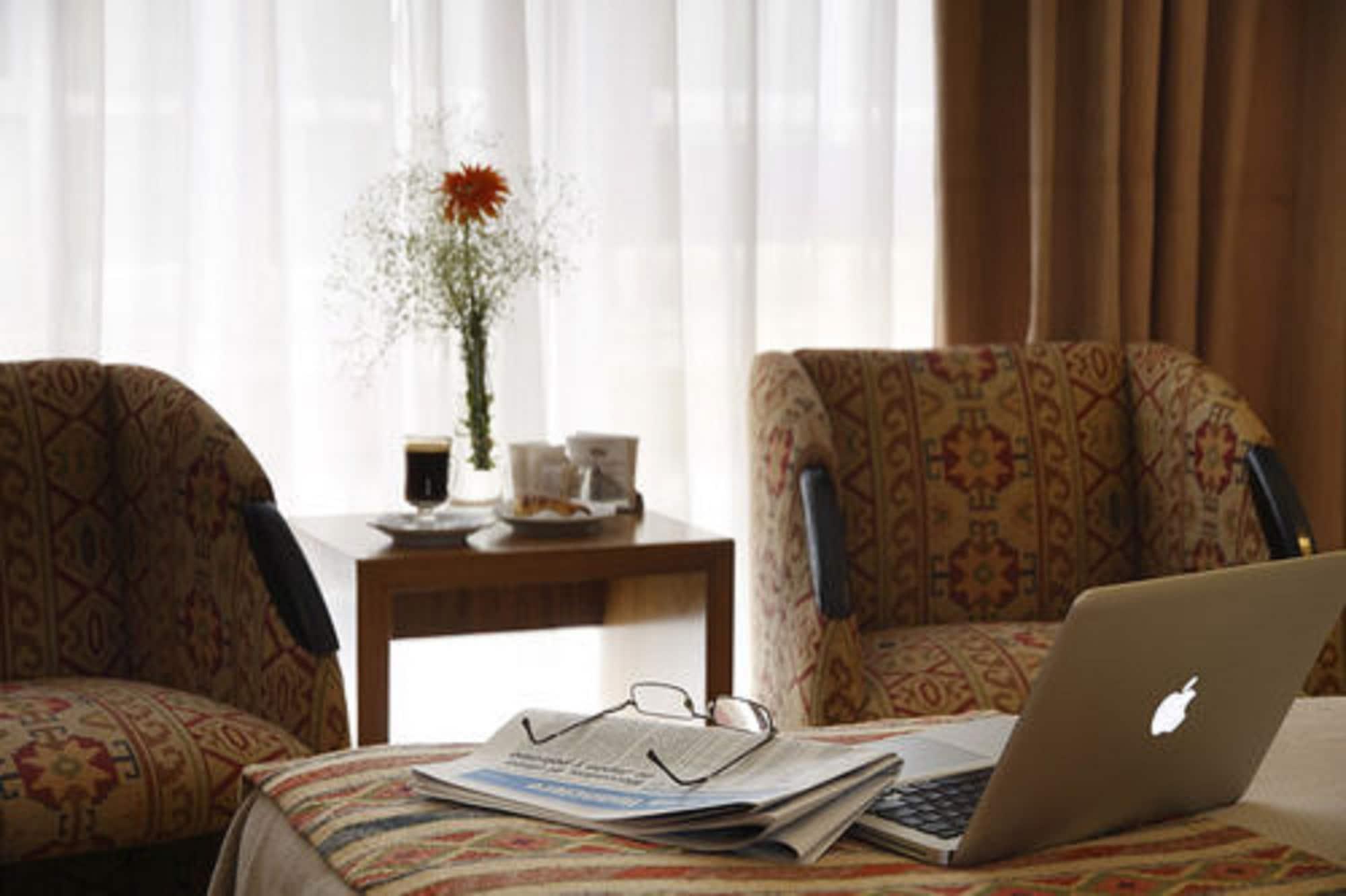 El Conquistador Hotel Buenos Aires Eksteriør billede